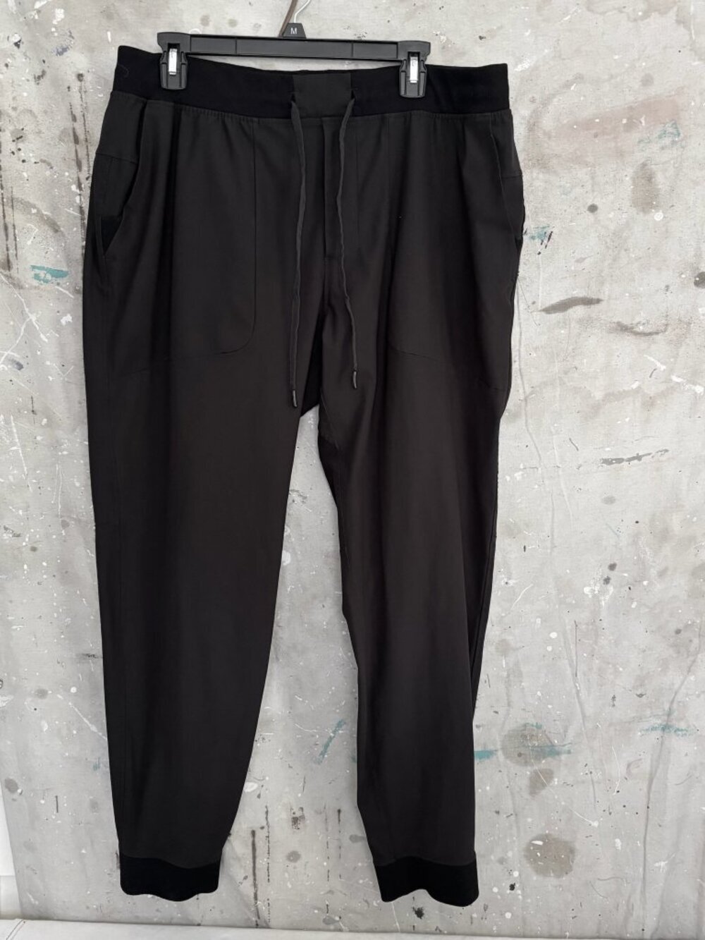 Lululemon ABC Jogger 30", Black